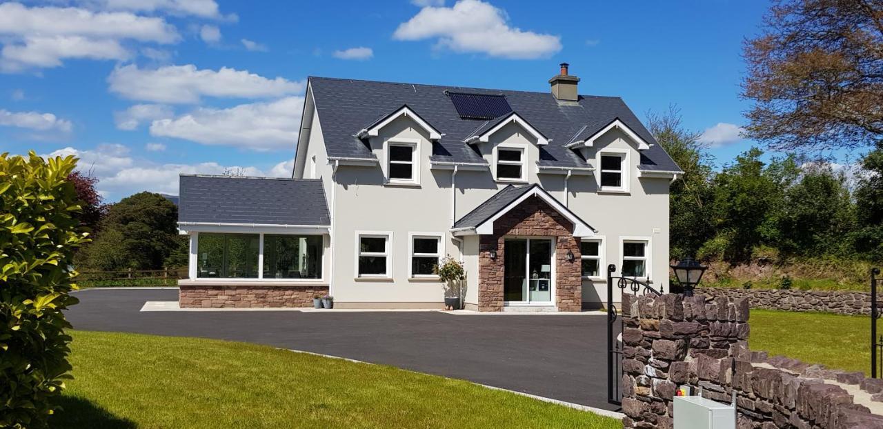 Mountain View Bed & Breakfast, Kenmare, Co. Kerry, Ireland Bagian luar foto
